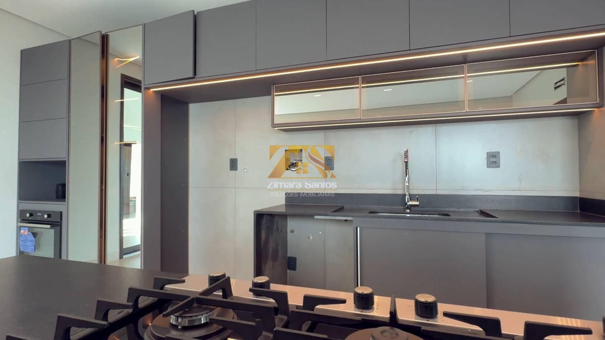 Casa, 3 quartos, 278 m² - Foto 10