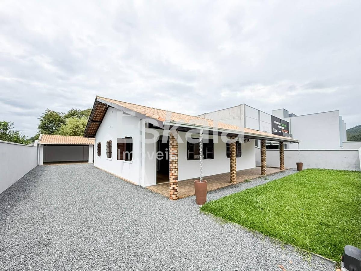 Casa, 3 quartos, 228 m² - Foto 2
