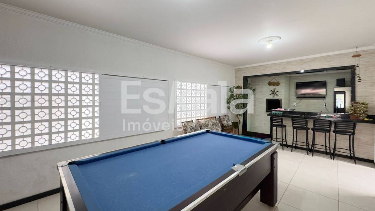 Casa, 4 quartos, 218 m² - Foto 9