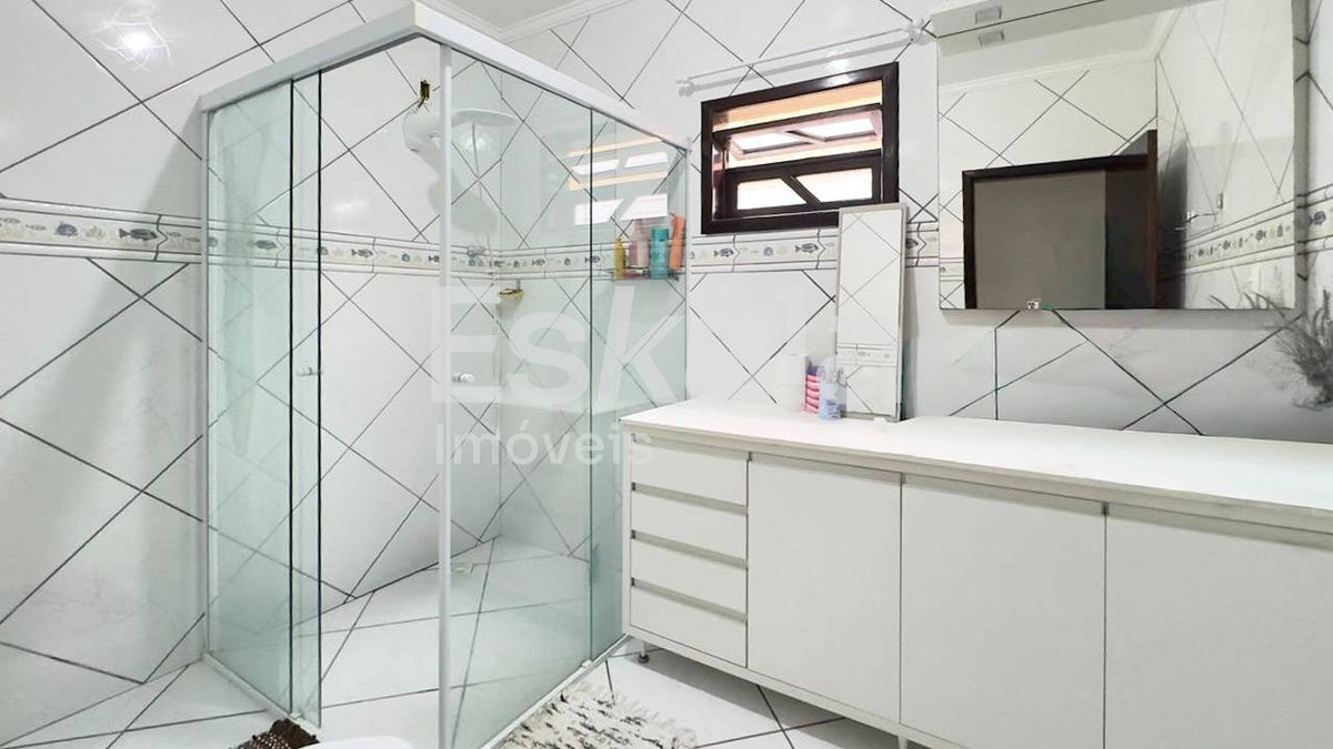 Casa, 4 quartos, 218 m² - Foto 6