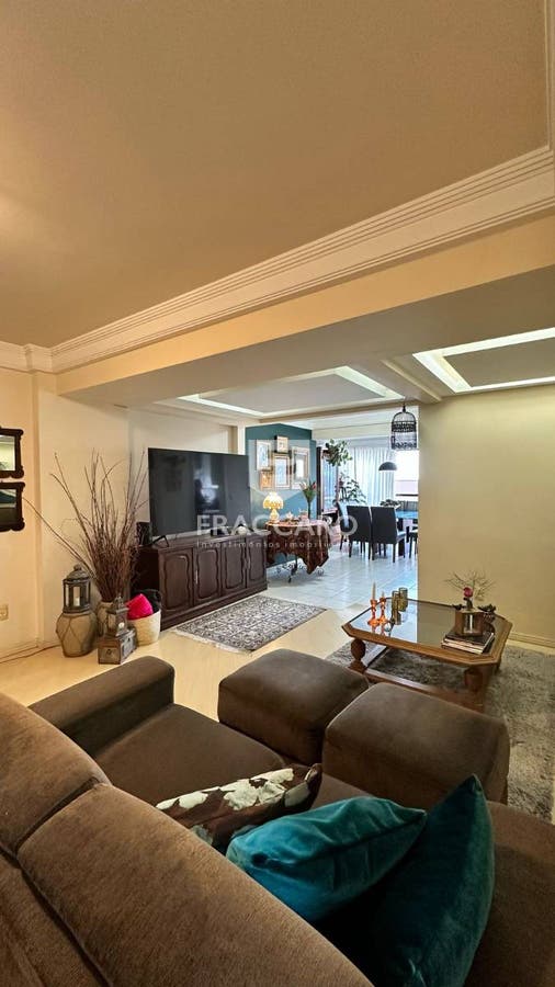 Apartamento à venda em Centro, Ponta Grossa — Portal Chave Fácil