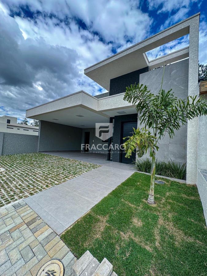 Casa à venda em Contorno, Ponta Grossa — Portal Chave Fácil