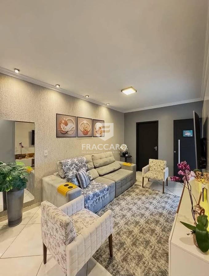 Casa à venda em Cará-cará, Ponta Grossa — Portal Chave Fácil