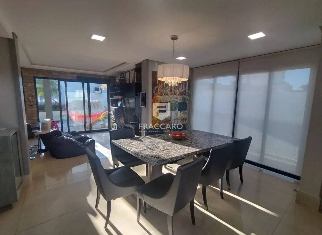 Casa à venda em Jardim Carvalho, Ponta Grossa — Portal Chave Fácil
