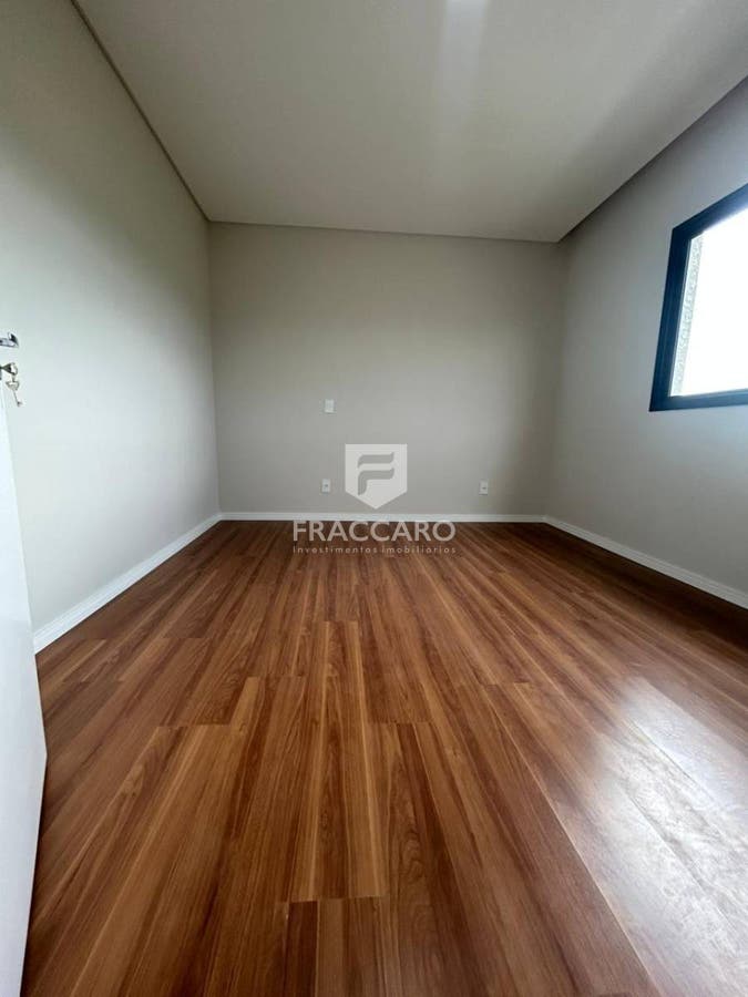 Casa à venda em Contorno, Ponta Grossa — Portal Chave Fácil
