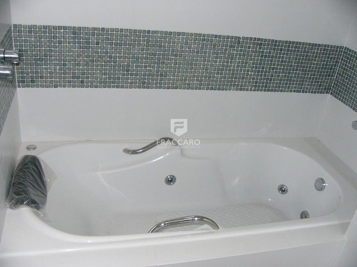 Apartamento à venda em Jardim Carvalho, Ponta Grossa — Portal Chave Fácil