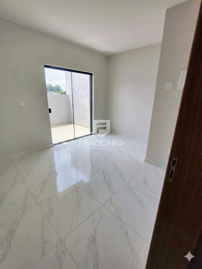 Casa à venda em Estrela, Ponta Grossa — Portal Chave Fácil