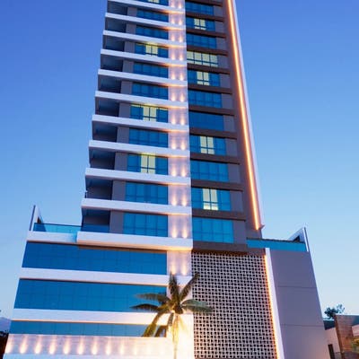 Summer Breeze Residence