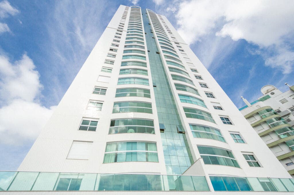 Exclusive Residence