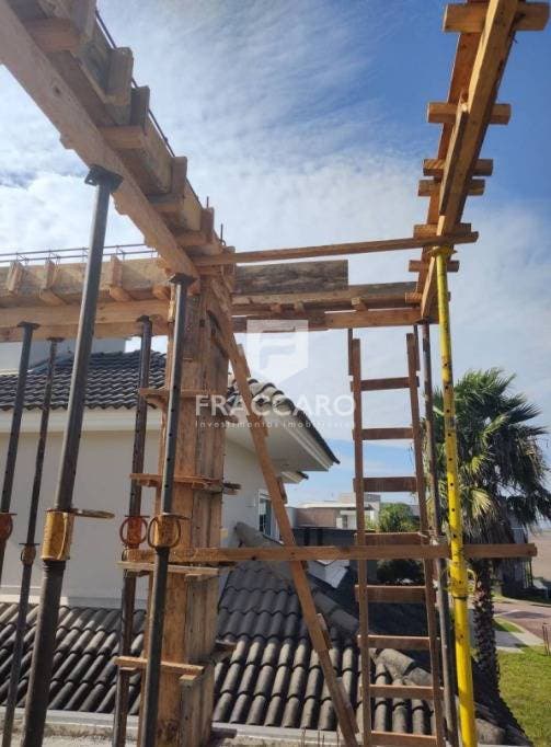 Casa à venda em Jardim Carvalho, Ponta Grossa — Portal Chave Fácil