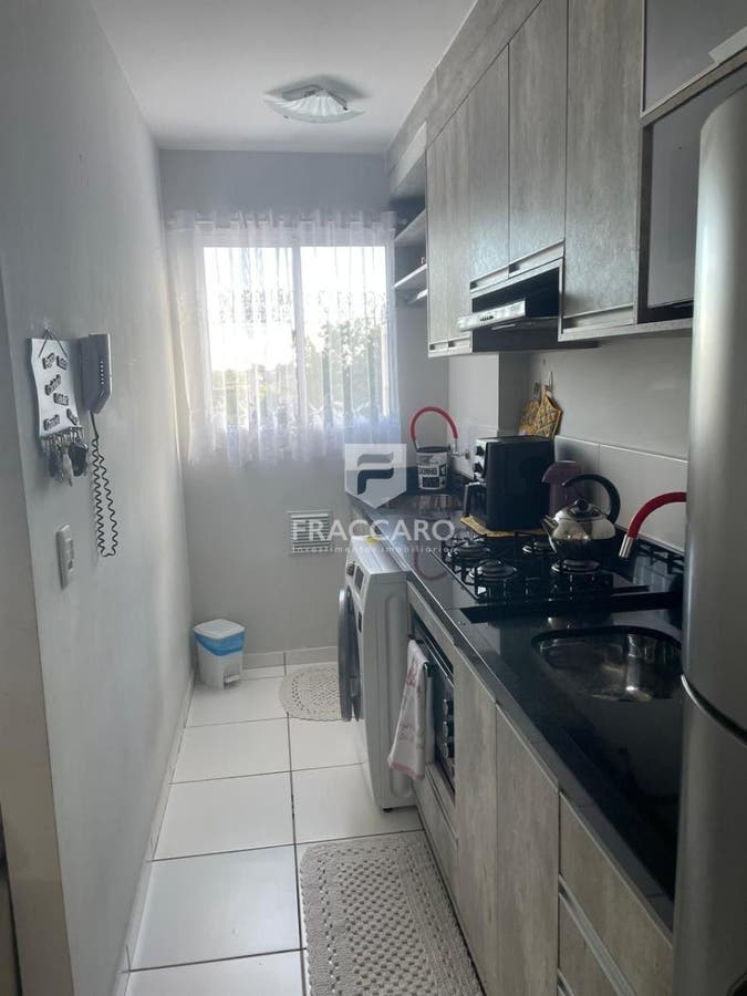 Apartamento à venda em Uvaranas, Ponta Grossa — Portal Chave Fácil