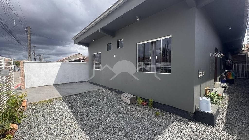 Casa, 6 quartos, 150 m² - Foto 2