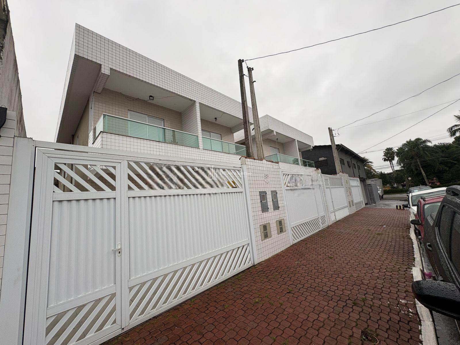 MARAVILHOSA CASA 3 DORMITORIOS OTIMA LOCALIZACAO APENAS R$ 650 MIL !!! - Casa em Sítio do Campo, Praia Grande - à venda - DEBORA BUENO CONSULTORIA IMOBILIÁRIA