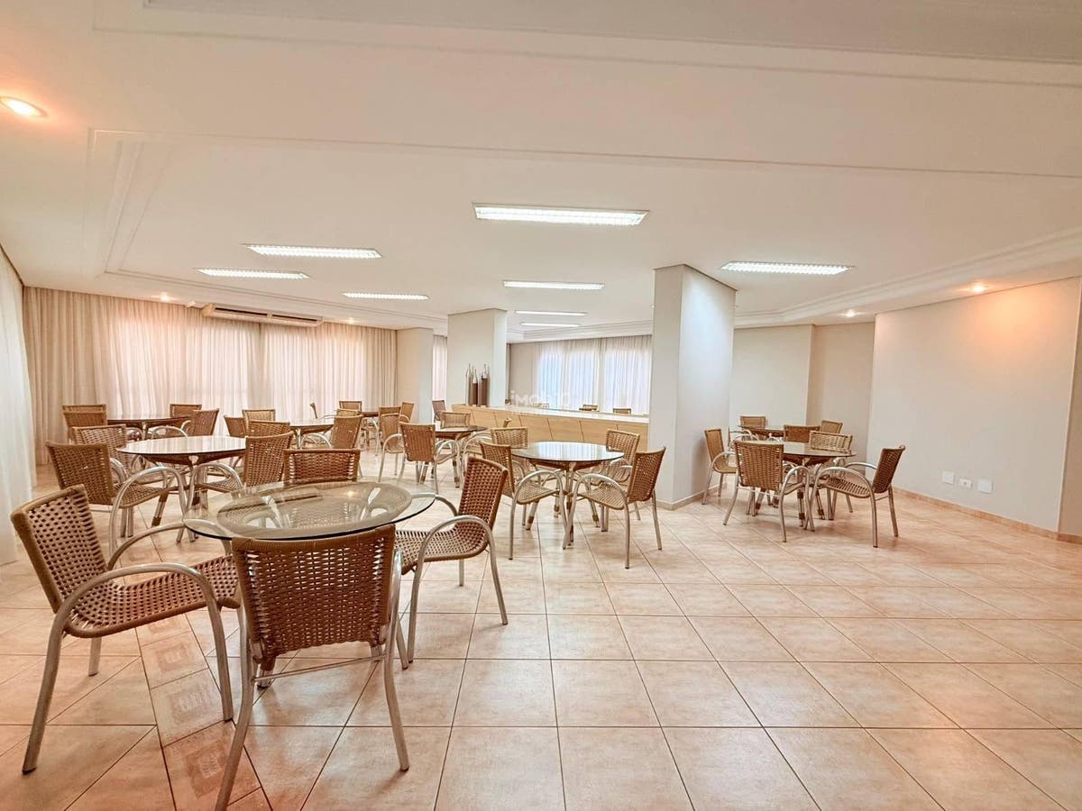 APARTAMENTO COM 4 SUITES, DUPLEX NO EDIFICIO MAISON CLASSIC NO CENTRO - FOZ DO IGUAÇU//PR