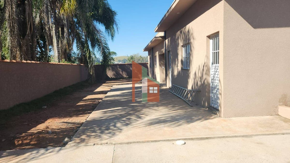 Casa de Condomínio de 2 quartos, 60m² | Eu Corretor