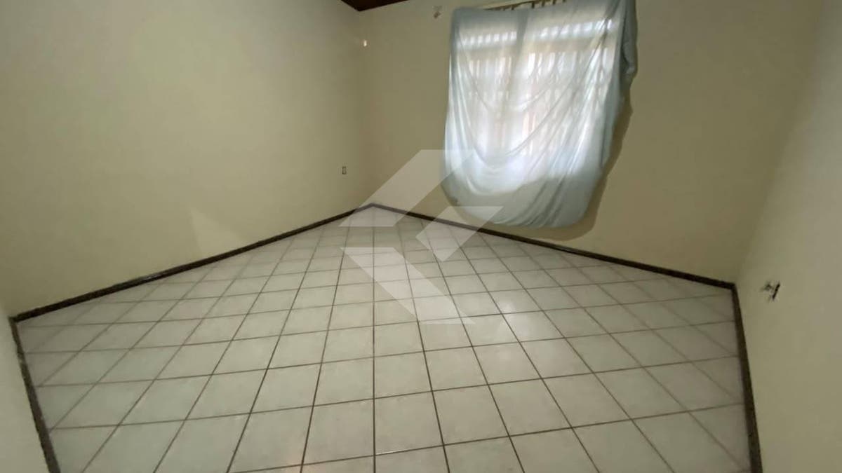 Casa, 2 quartos, 370 m² - Foto 16
