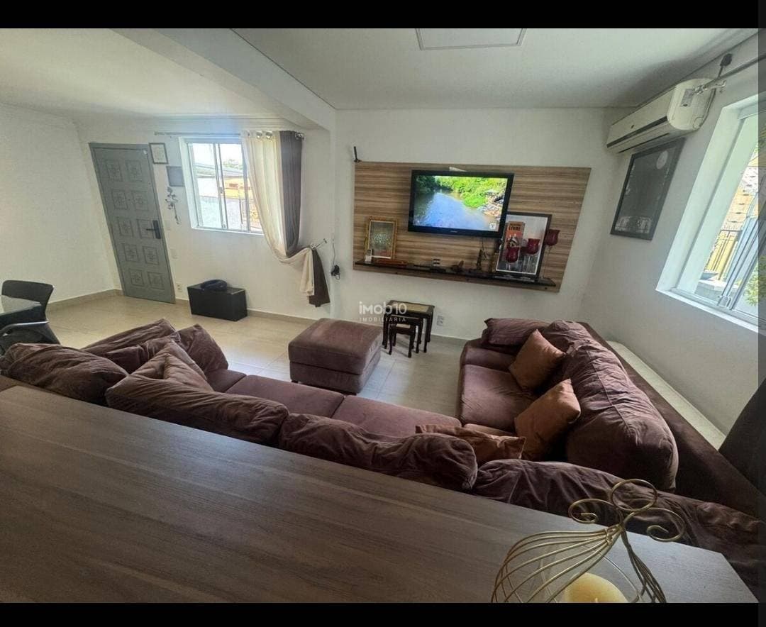 CASA COM 3 QUARTOS A VENDA NA VILA A EM FOZ DO IGUAÇU - PR