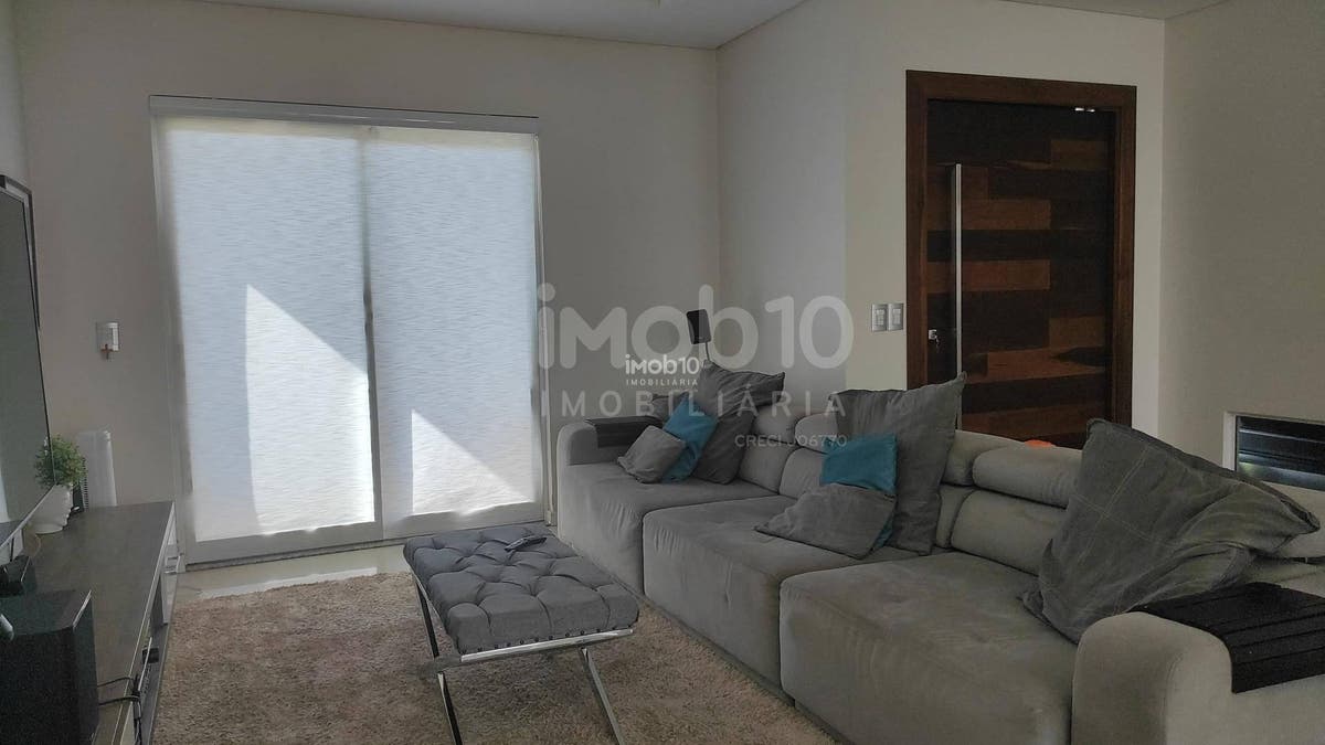 SOBRADO COM 3 QUARTOS A VENDA NO CONDOMÍNIO FECHADO TERRAS ALPHA I EM FOZ DO IGUAÇU - PR
