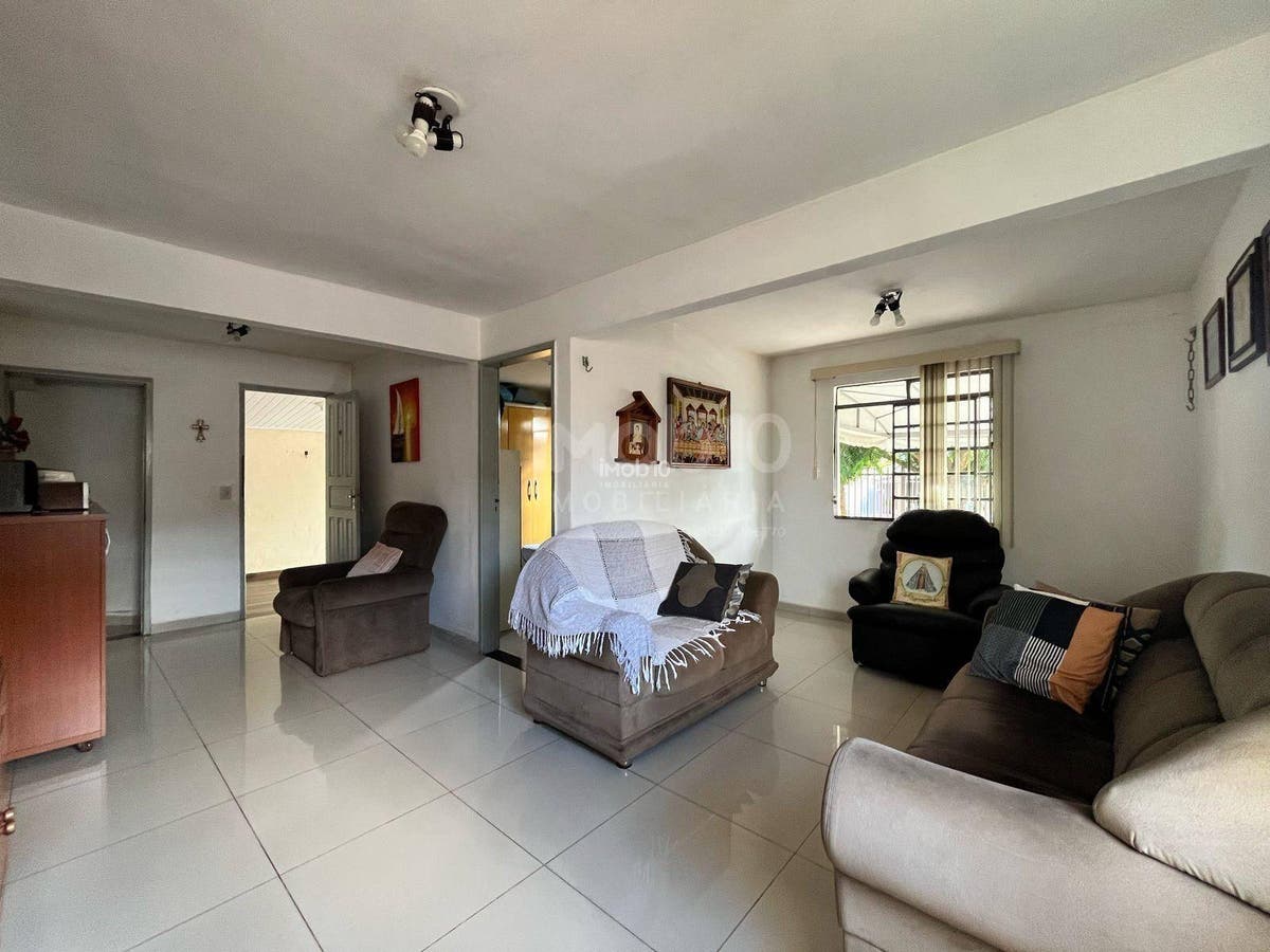 CASA COM 3 QUARTOS À VENDA NO CONJUNTO LIBRA EM FOZ DO IGUAÇU/PR