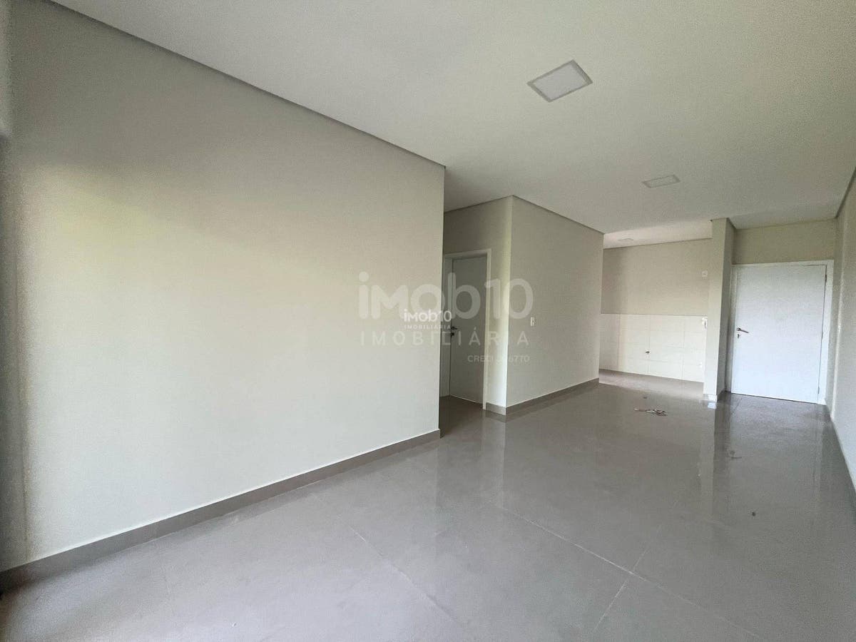 EDIFÍCIO FORTALEZA - APARTAMENTO COM 2 QUARTOS A VENDA NO JARDIM LARANJEIRAS EM FOZ DO IGUAÇU/PR