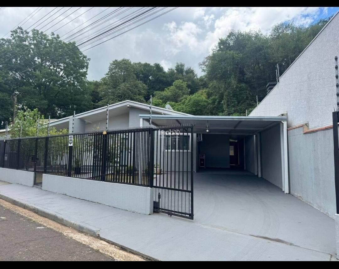 CASA COM 3 QUARTOS A VENDA NA VILA A EM FOZ DO IGUAÇU - PR