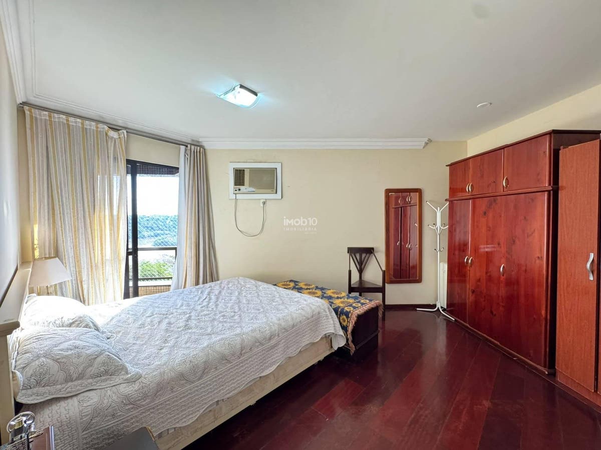 APARTAMENTO COM 3 SUÍTES A VENDA NO EDIFÍCIO MONACO NO CENTRO DE FOZ DO IGUAÇU - PR