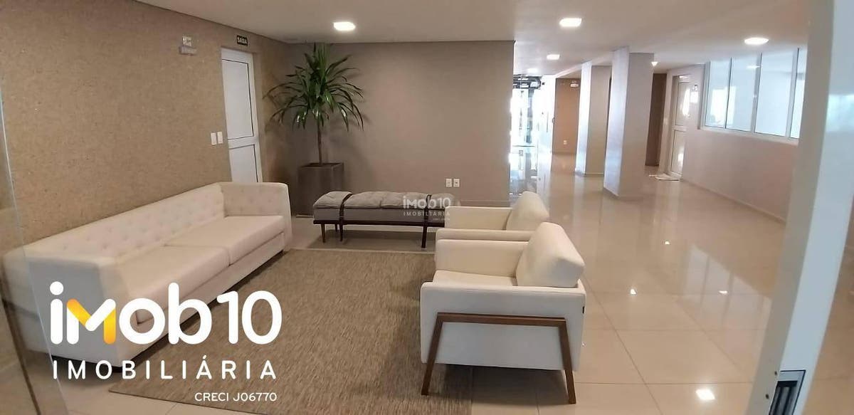 APARTAMENTO SEMI MOBILIADO COM 2 QUARTOS A VENDA NO EDIFÍCIO VILA SERENA NO CENTRO DE FOZ DO IGUAÇU - PR