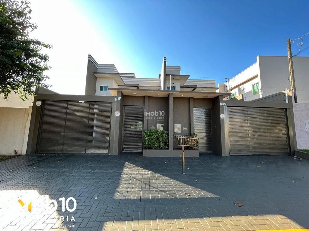 SOBRADO A VENDA COM 3 QUARTOS NO JARDIM BELA VISTA FOZ DO IGUAÇU - PR