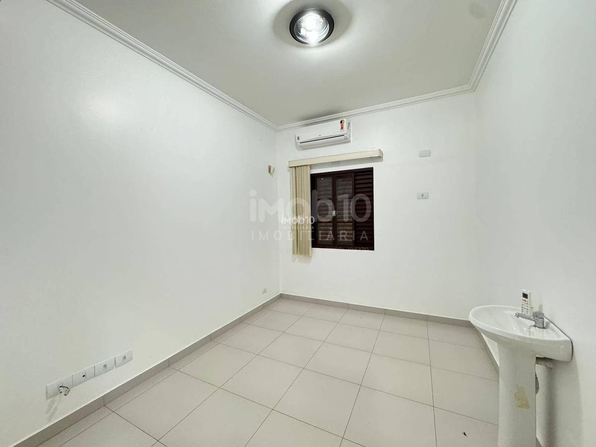 SALA COMERCIAL / CLÍNICA MÉDICA PARA ALUGAR (R$15.000,00) NO CENTRO DE FOZ DO IGUAÇU - PR