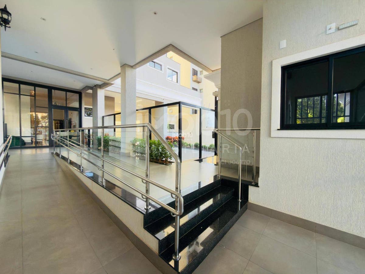 APARTAMENTO À VENDA COM 3 SUÍTES EDIFICIO RENOIR NO CENTRO DE FOZ DO IGUACU