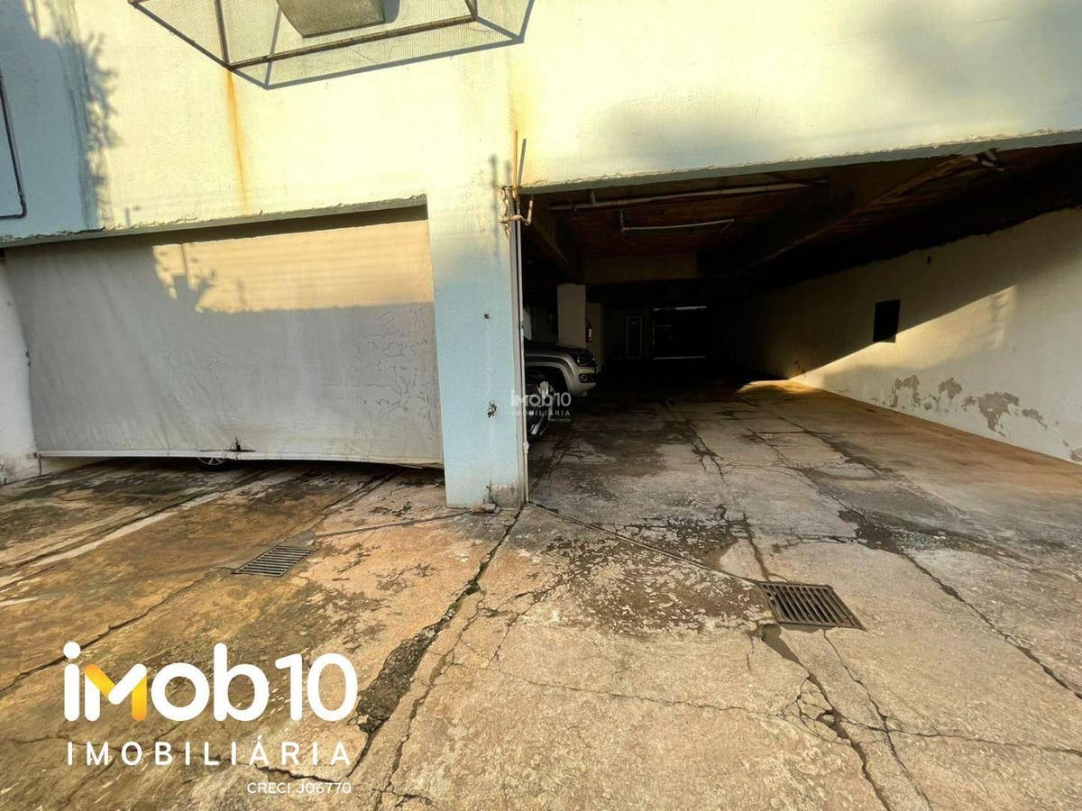 PRÉDIO/CLÍNICA MÉDICA A VENDA NO CENTRO DE FOZ DO IGUAÇU - PR