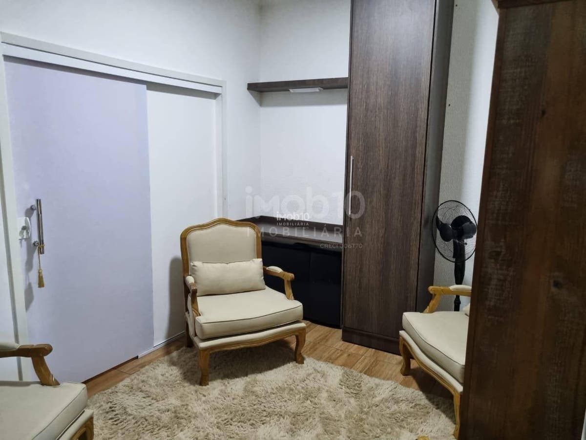 CASA COMERCIAL/RESIDENCIAL A VENDA NO CENTRO DE FOZ DO IGUAÇU - PR
