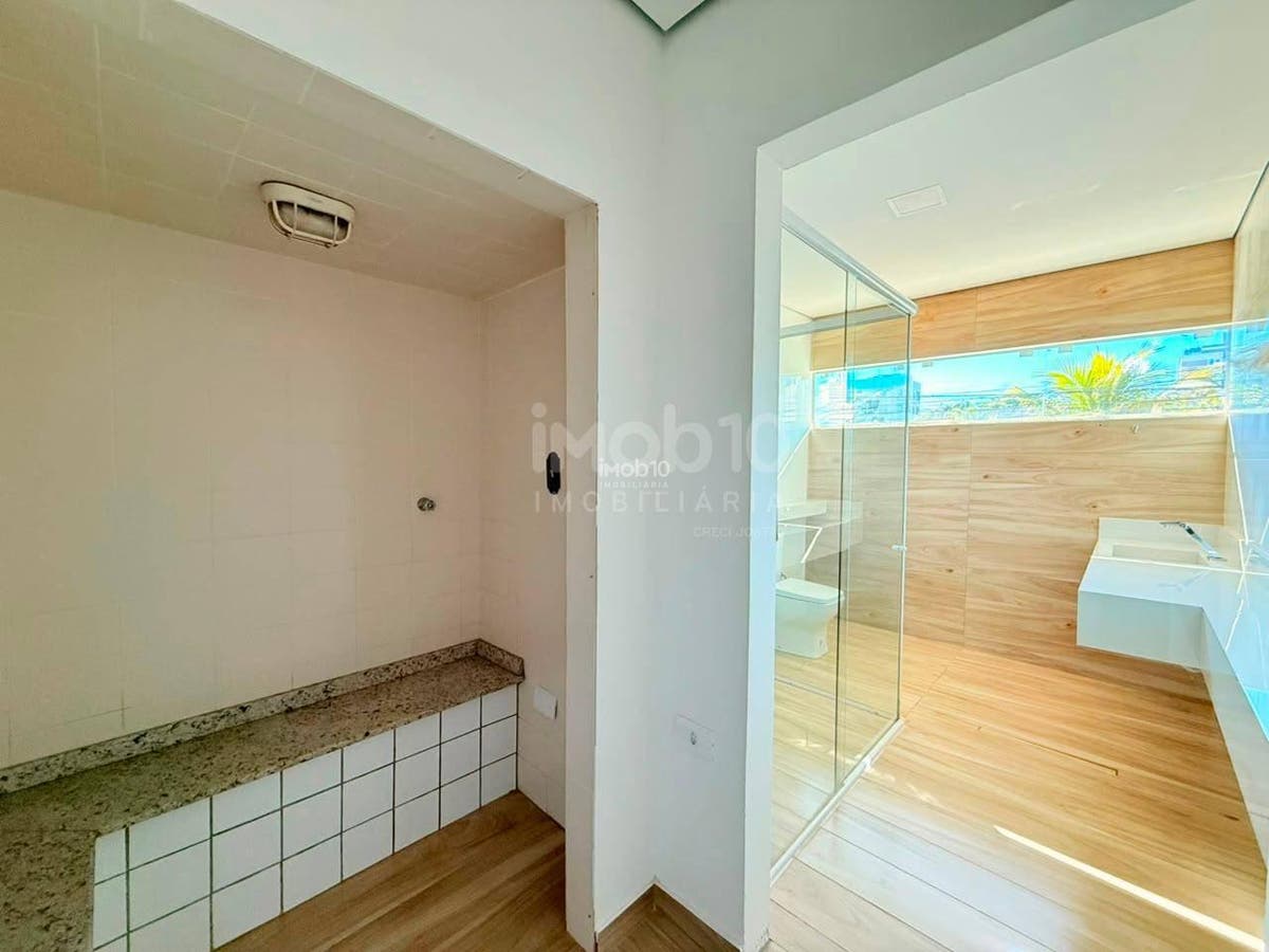 SOBRADO PARA ALUGAR ( VALOR R$ 7.500,00) COM 3 QUARTOS JARDIM POLO CENTRO FOZ DO IGUAÇU - PR