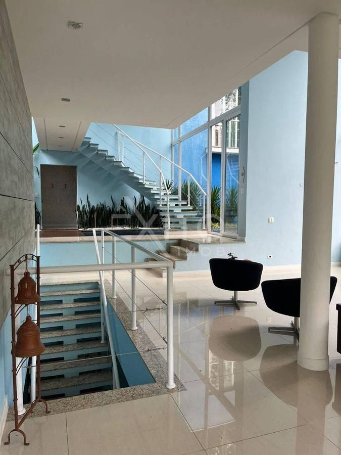 Sobrado, 3 quartos, 380 m² - Foto 1