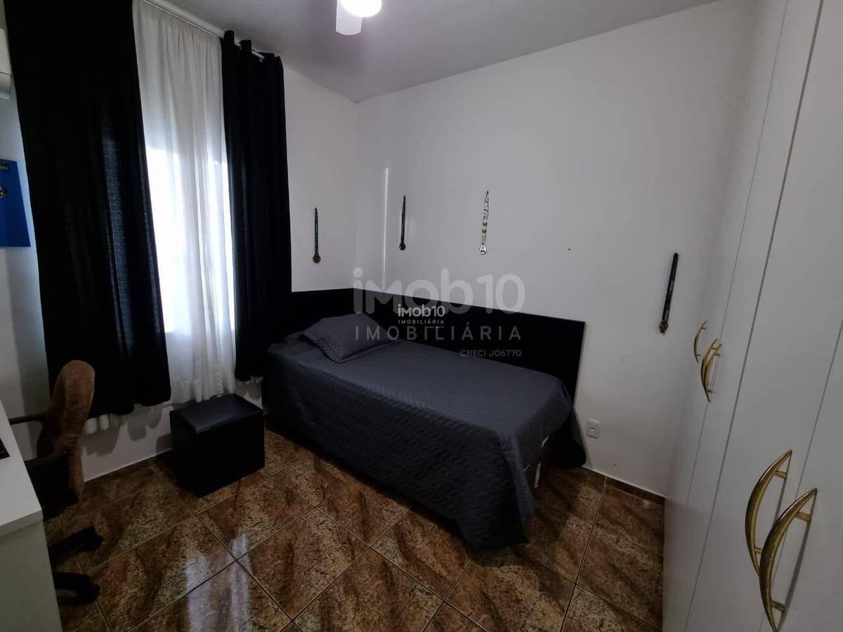 CASA COMERCIAL/RESIDENCIAL A VENDA NO CENTRO DE FOZ DO IGUAÇU - PR