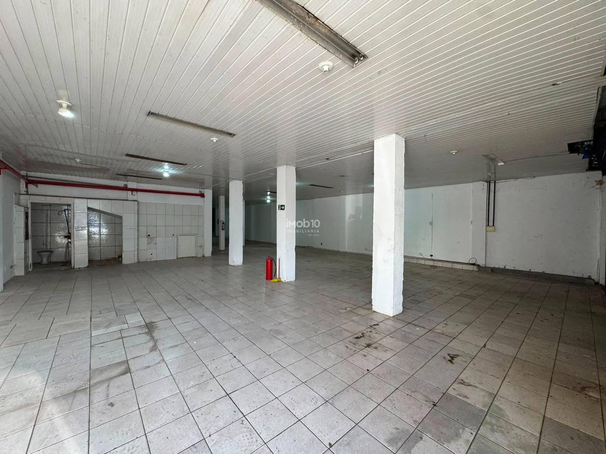 SALA COMERCIAL PARA ALUGAR (R$10.900,00) NO BAIRRO VILA PORTES EM FOZ DO IGUAÇU - PR