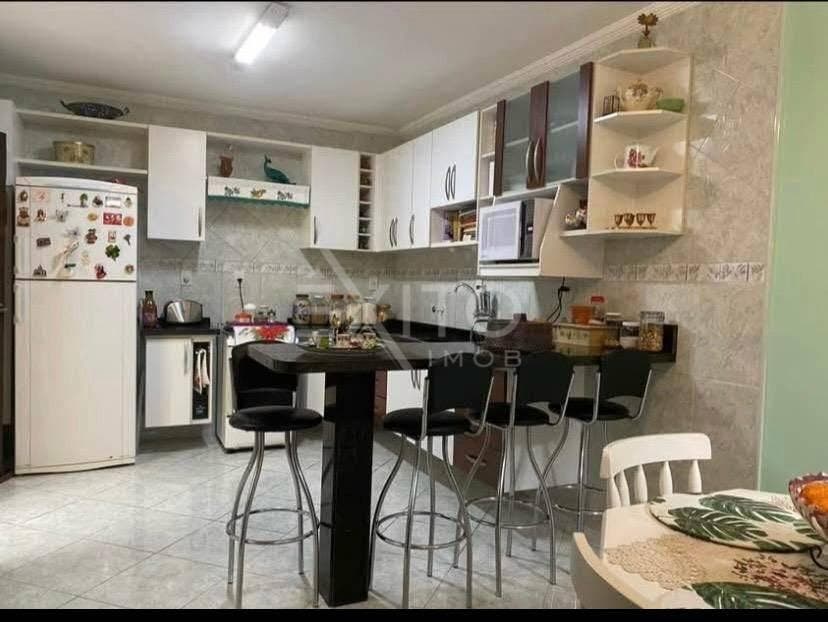 Casa, 3 quartos, 184 m² - Foto 18