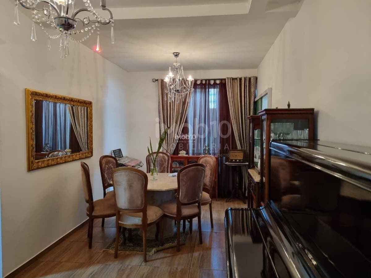 CASA COMERCIAL/RESIDENCIAL A VENDA NO CENTRO DE FOZ DO IGUAÇU - PR