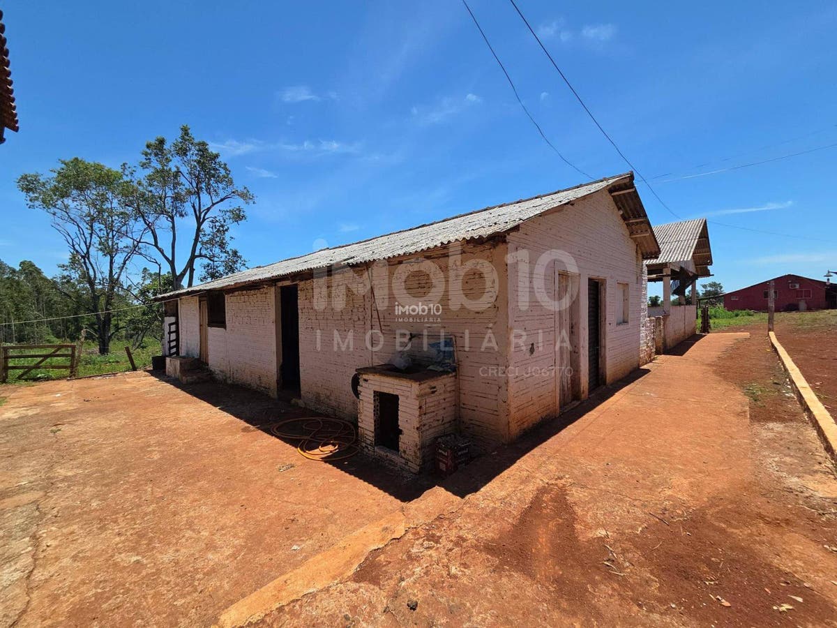 CHÁCARA A VENDA NA VILA VITORASSI EM SANTA TEREZINHA DE ITAIPU - PR
