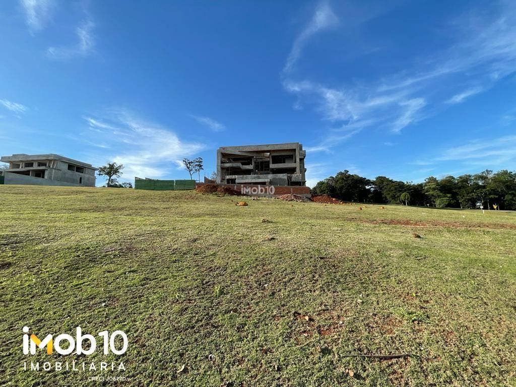 TERRENO A VENDA NO CONDOMÍNIO FECHADO MAJESTIC EM FOZ DO IGUAÇU - PR