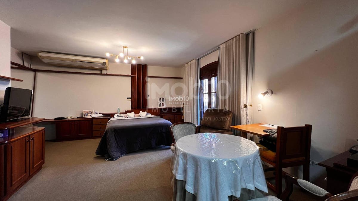 SOBRADO COMERCIAL PARA ALUGUEL (R$20.000,00) OU VENDA NO JARDIM FESTUGATO EM FOZ DO IGUAÇU - PR