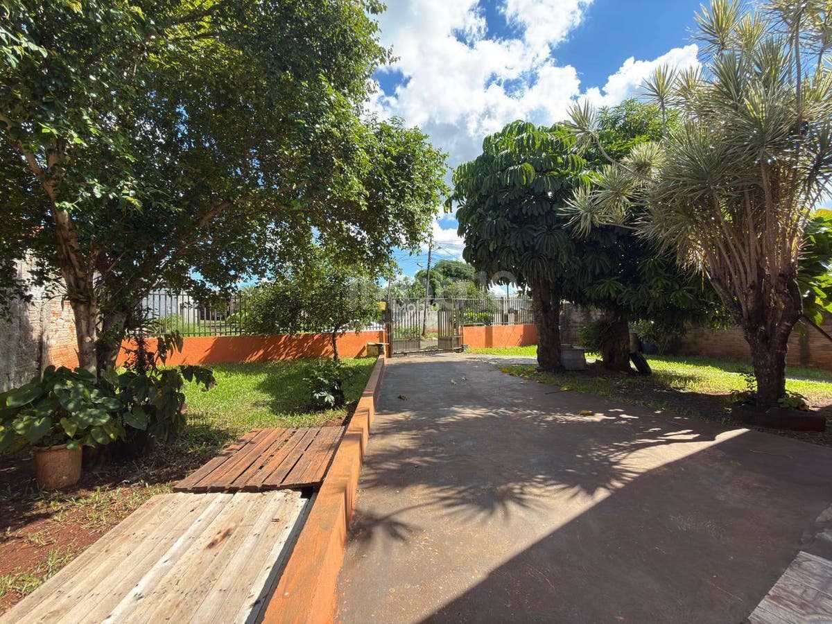 CASA À VENDA NO PORTAL DA FOZ - FOZ DO IGUAÇU/PR.