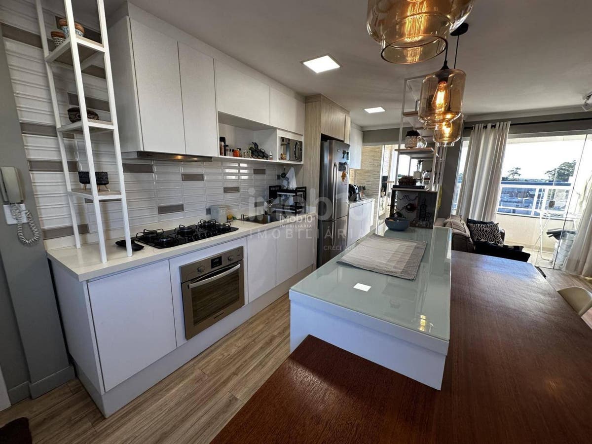 APARTAMENTO COM 2 QUARTOS (SENDO 1 SUITE) À VENDA NO EDIFÍCIO ASPEN - JARDIM LANCASTER - FOZ DO IGUAÇU/PR