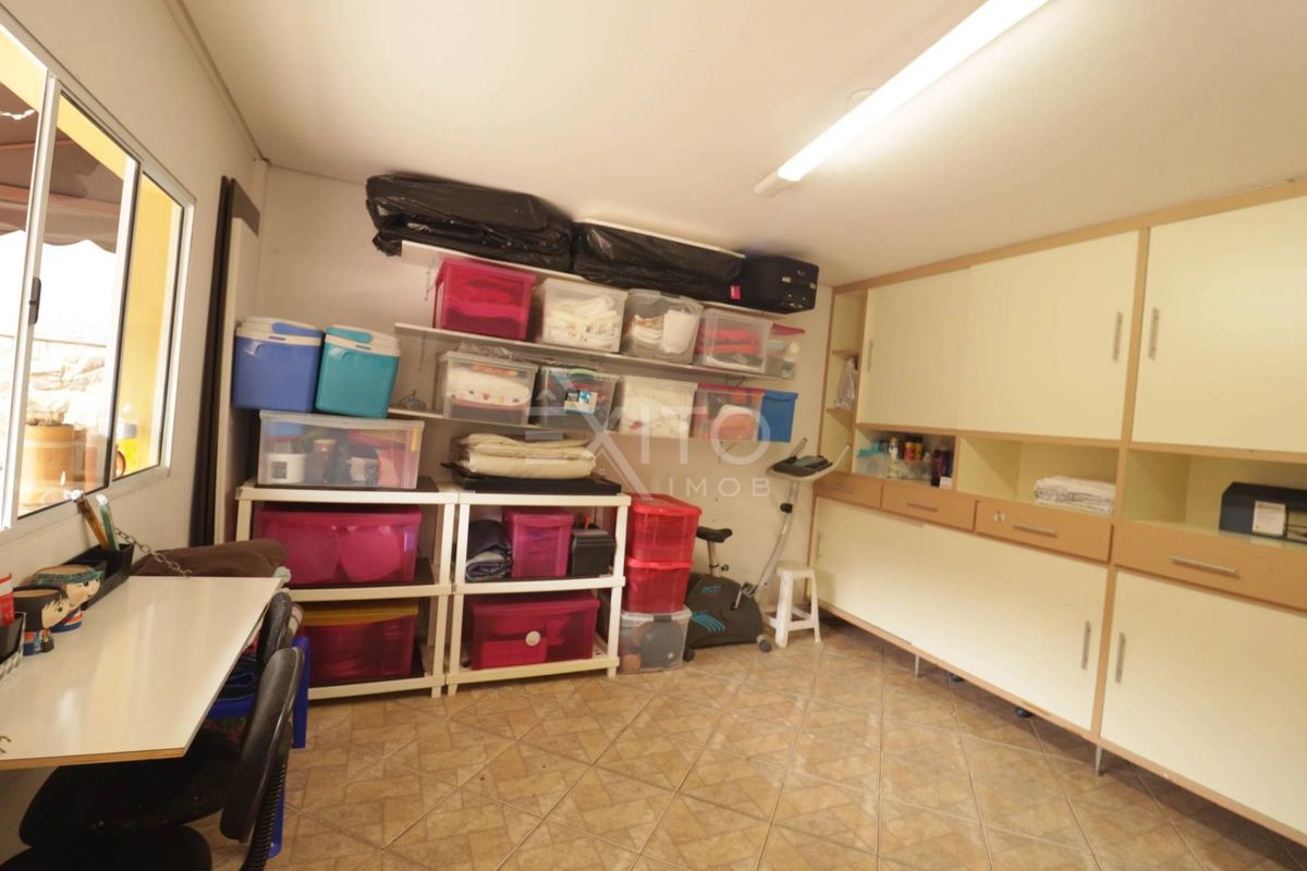 Casa, 4 quartos, 300 m² - Foto 34