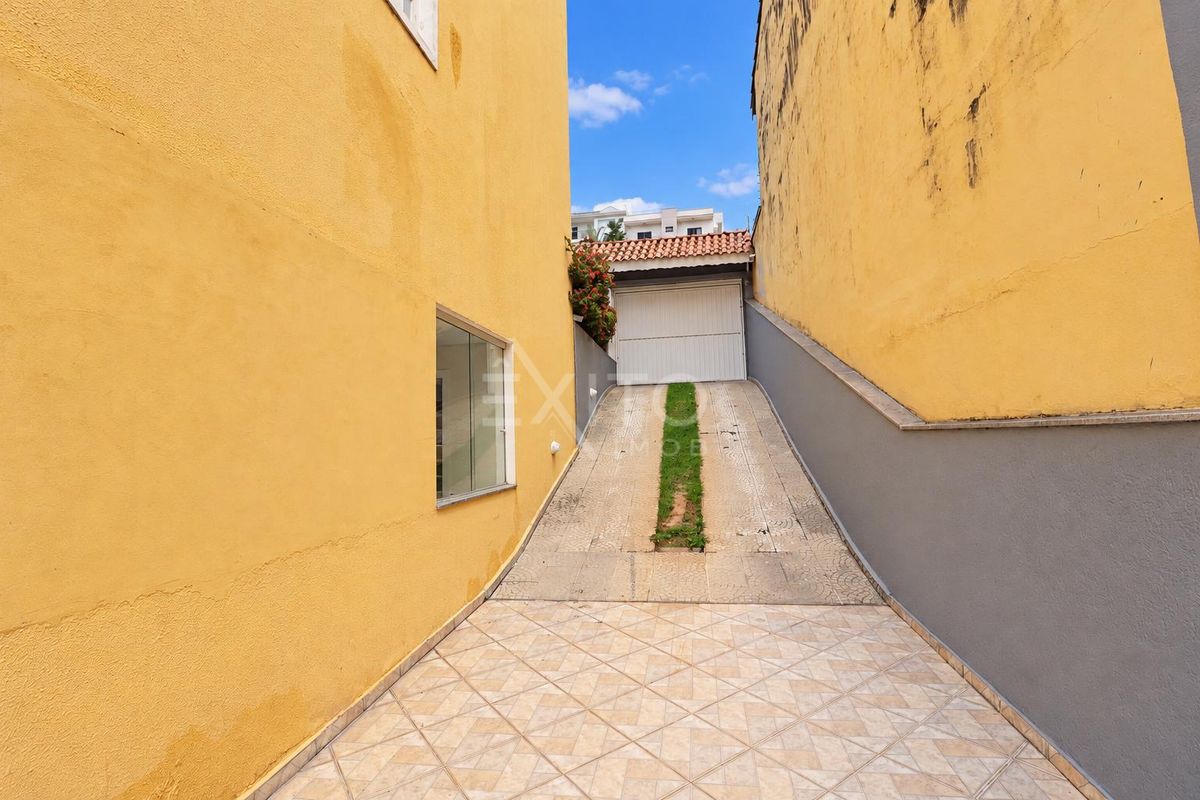 Casa, 4 quartos, 300 m² - Foto 13