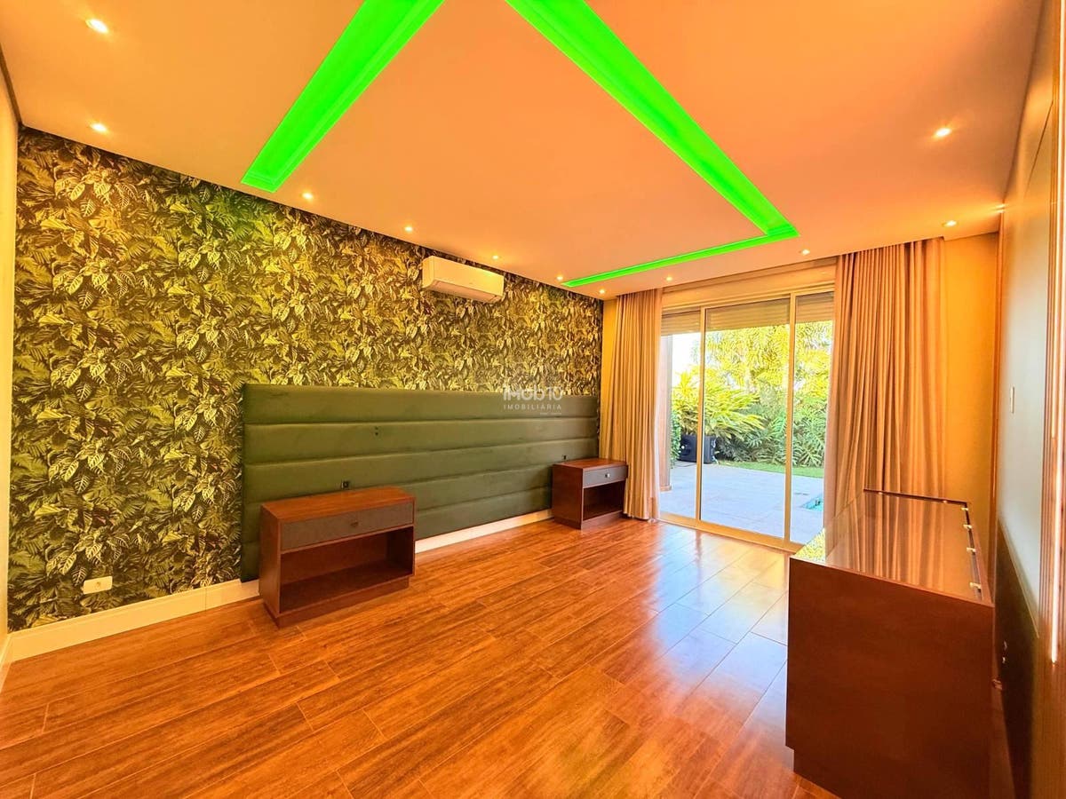 CASA COM 1 SUÍTE E 2 DEMI SUÍTES PARA VENDA NO CONDOMÍNIO VILLA CONSCIENTIA FOZ DO IGUAÇU - PR