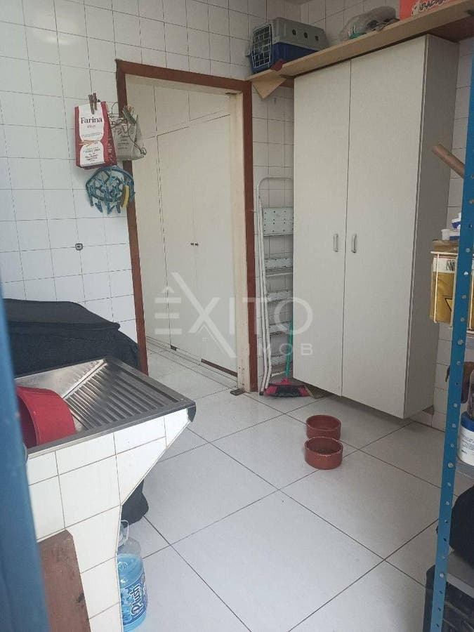 Casa, 4 quartos, 295 m² - Foto 8