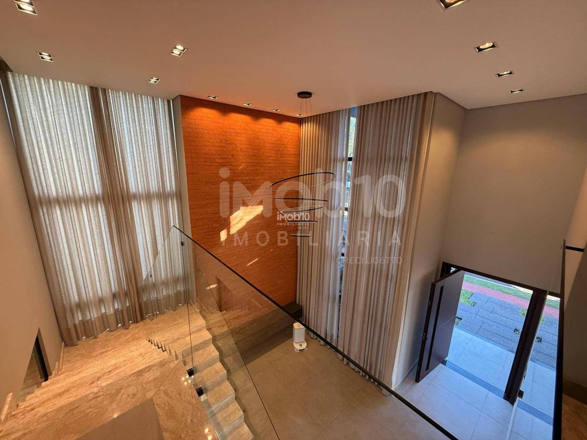 SOBRADO A VENDA COM 3 SUITES NO CONDOMINIO FECHADO SOLAR DAS PALMEIRAS FOZ DO IGUAÇU - PR