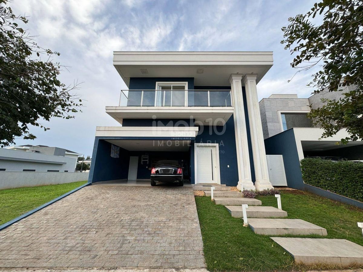 SOBRADO COM 4 SUÍTES A VENDA NO CONDOMÍNIO FECHADO TERRAS ALPHA II EM FOZ DO IGUAÇU - PR - Sobrado de Condomínio em Jardim Ipê, Foz do Iguaçu - à venda - Imob10 Imobiliária Ltda