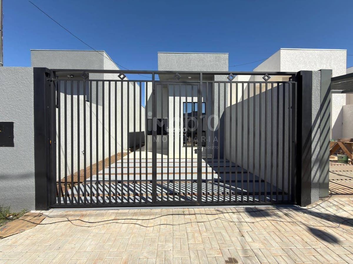 CASA COM 2 QUARTOS A VENDA NO BAIRRO MORUMBI EM FOZ DO IGUAÇU - PR
